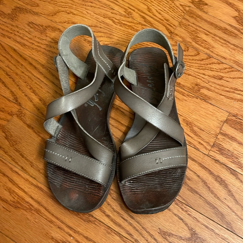 Blowfish Sandles